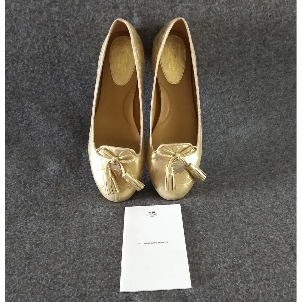 Coach Ballet Flats Womens 8 Dahlila Gold Embossed Signature C Logo Shoes NEW
